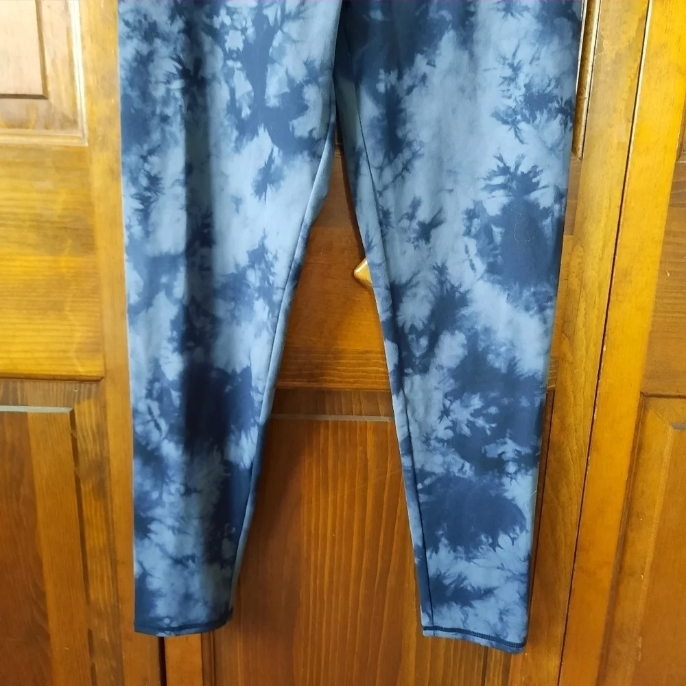 Threads 4 Thought ReActive navy blue gray tie dye maternity leggings size large - Picture 3 of 12